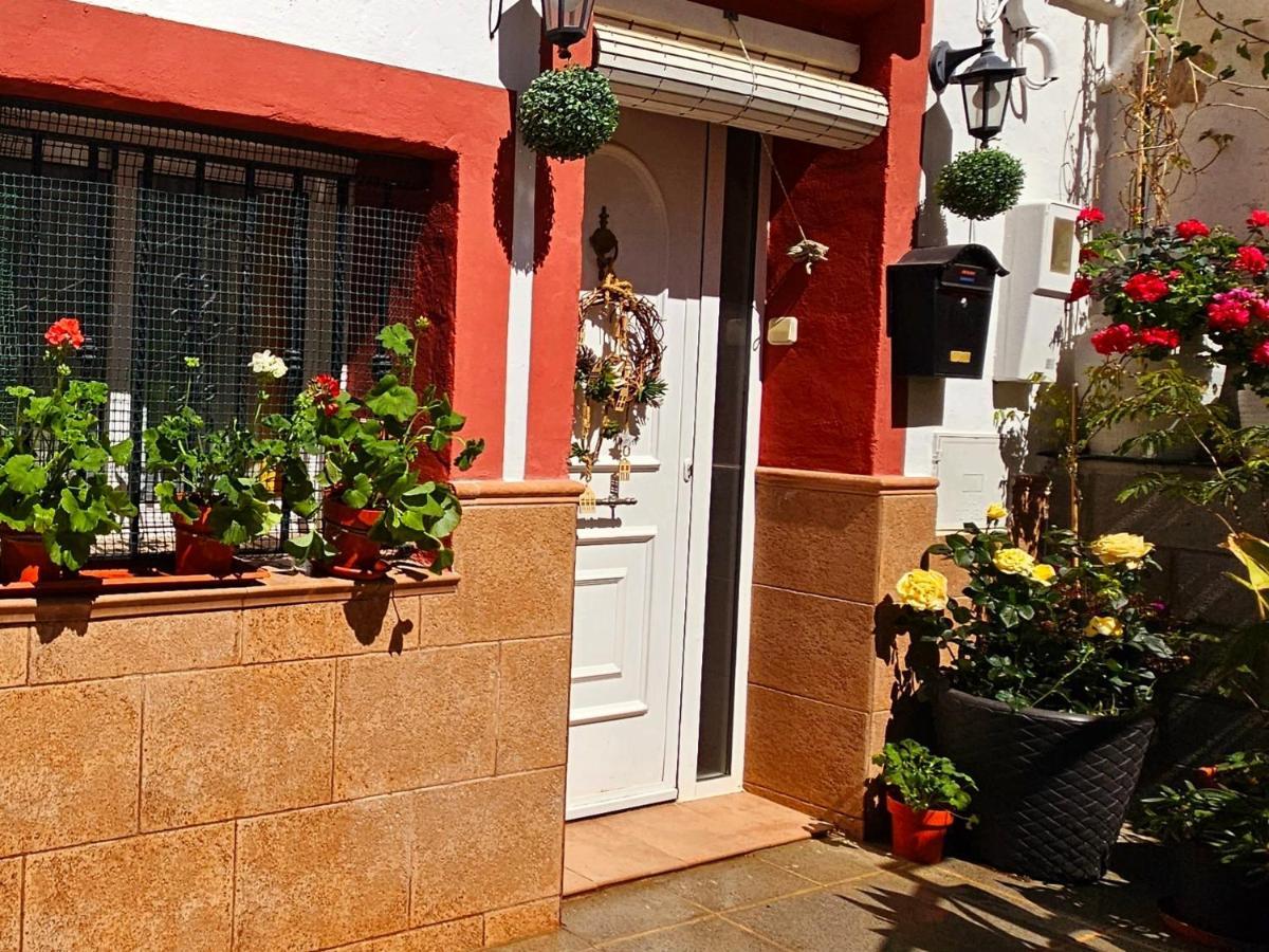 Holiday House - Casa De Monica Кулера Екстериор снимка